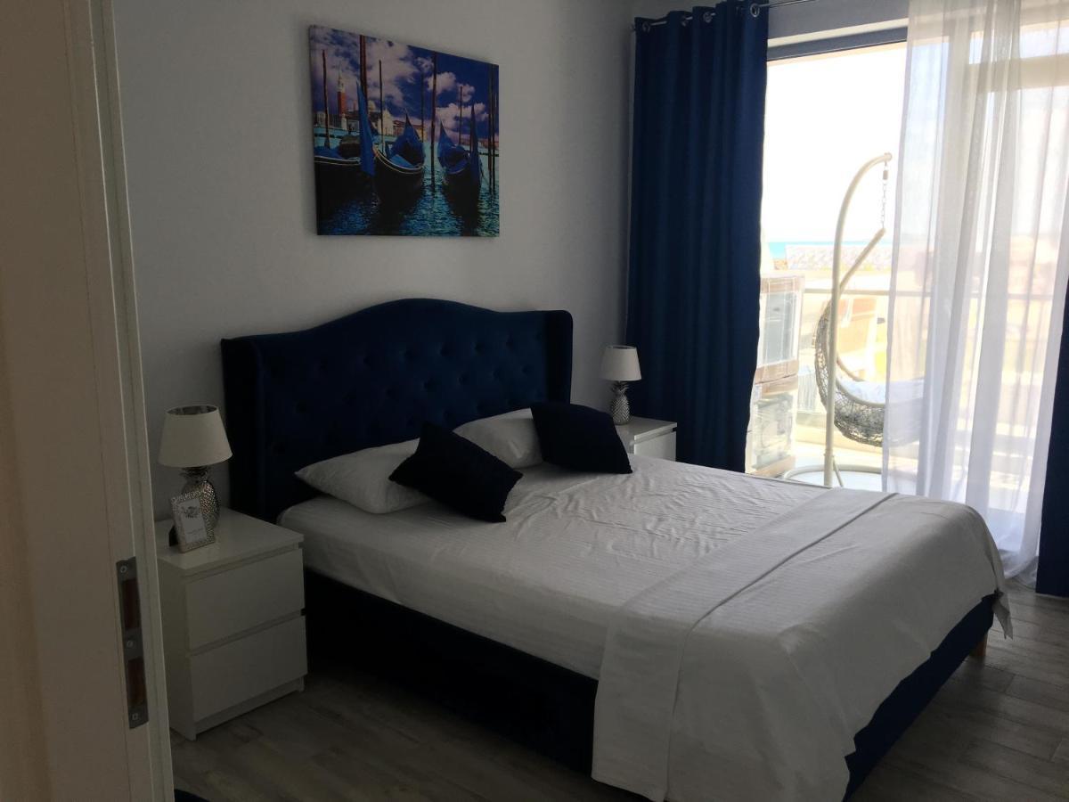 Lotus Blue Appartement Mamaia Buitenkant foto