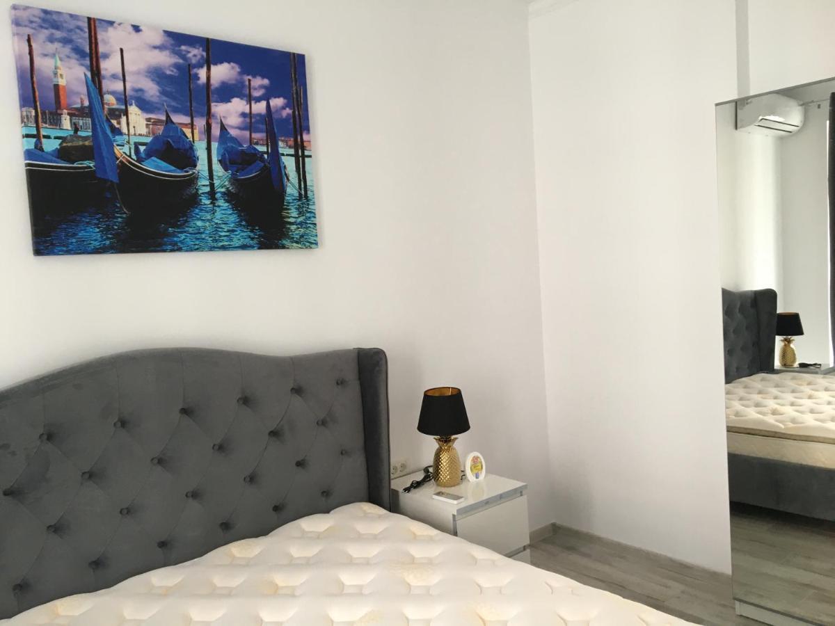 Lotus Blue Appartement Mamaia Buitenkant foto
