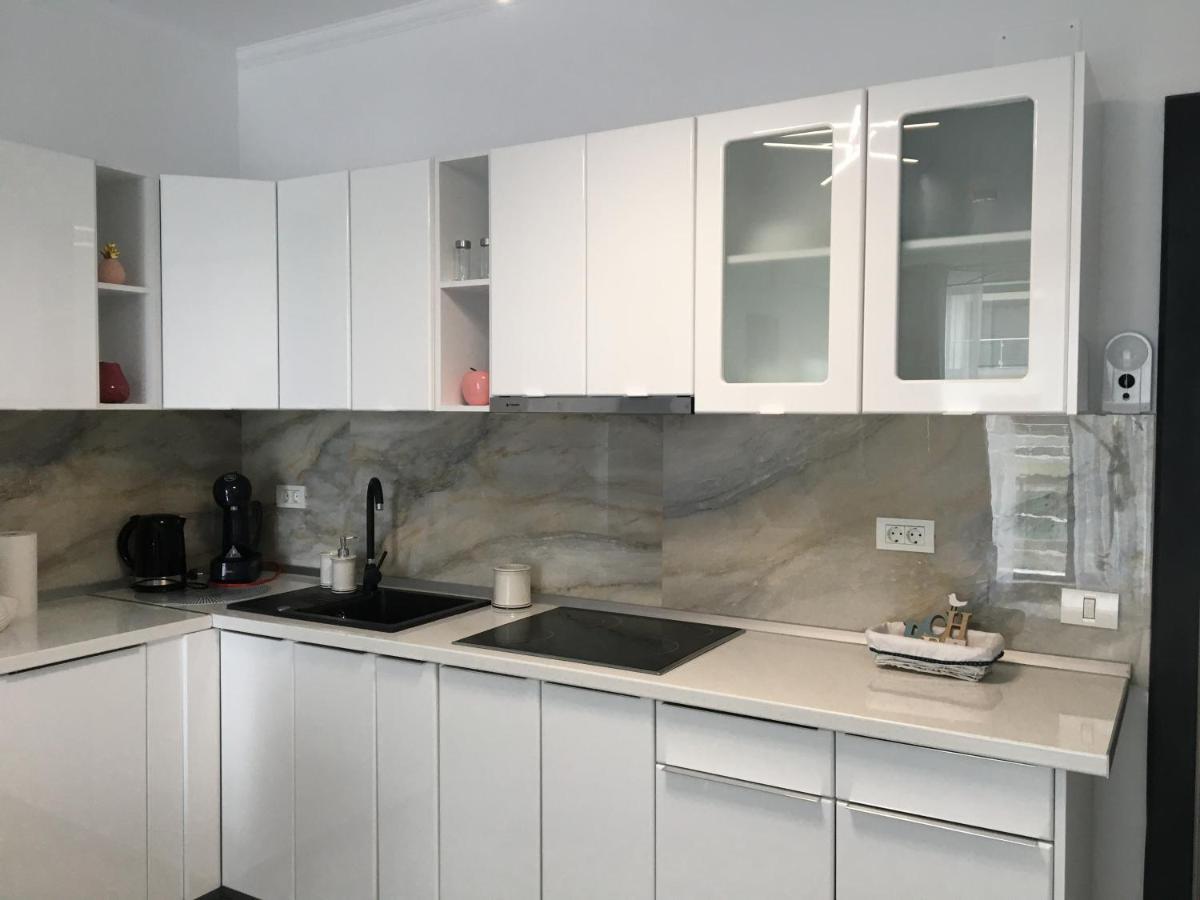 Lotus Blue Appartement Mamaia Buitenkant foto