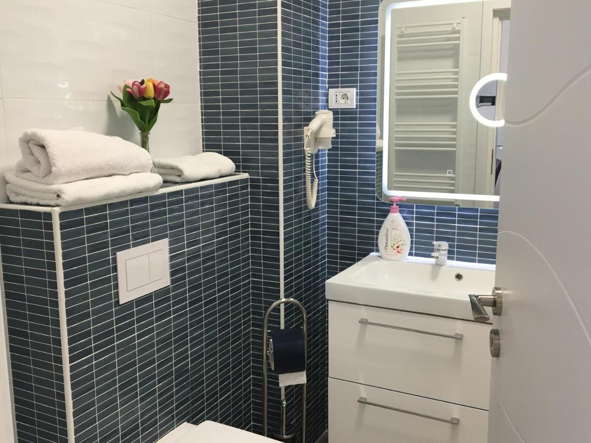 Lotus Blue Appartement Mamaia Buitenkant foto