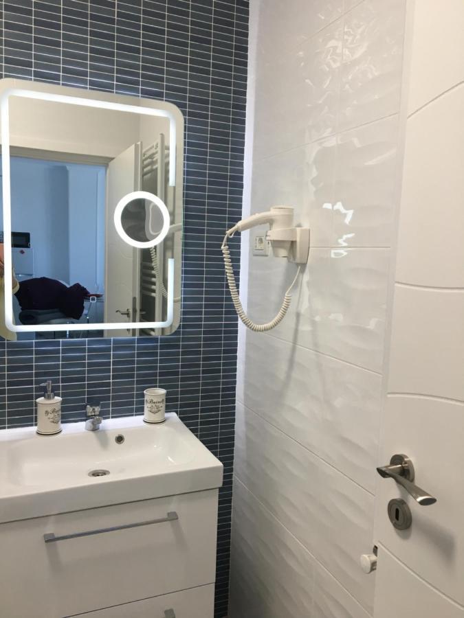 Lotus Blue Appartement Mamaia Buitenkant foto